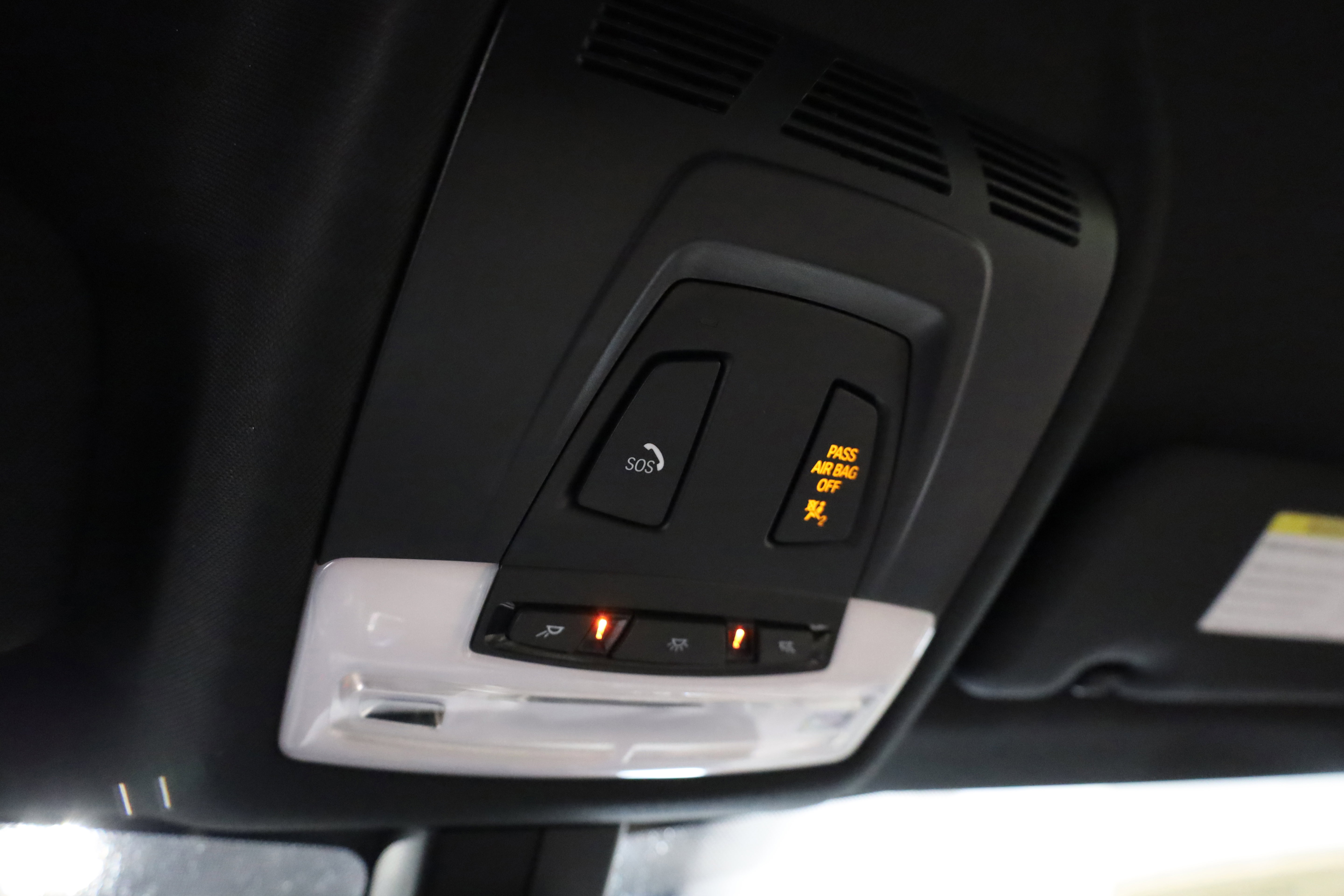 Used 2015 BMW i8 image 37