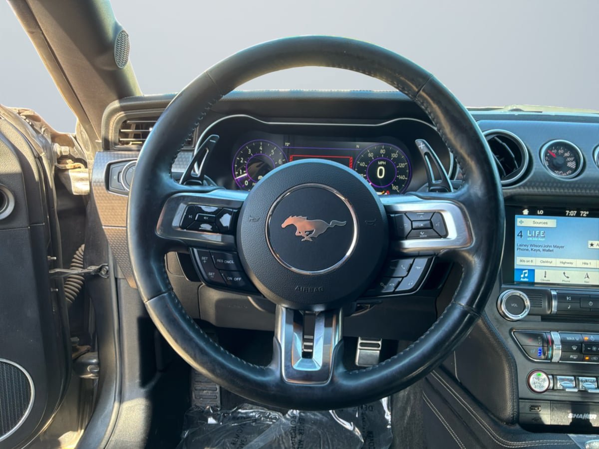 Used 2018 Ford Mustang GT Premium w/ GT Performance Package RWD image 11