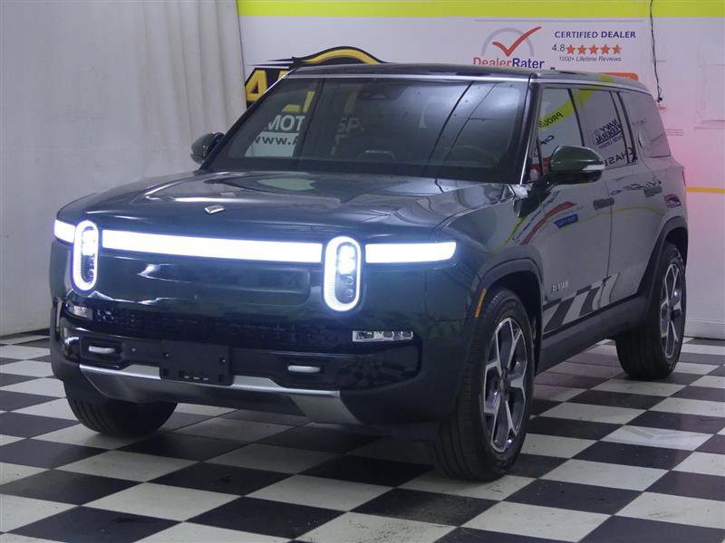 Used 2024 Rivian R1T Adventure image 3