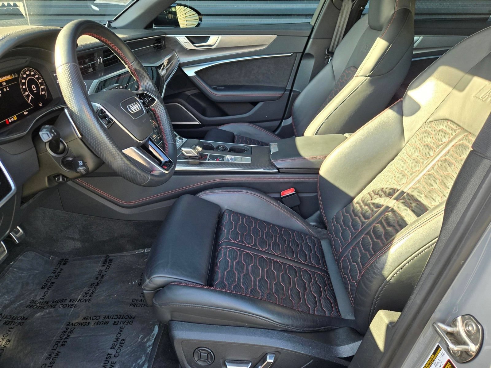 Used 2021 Audi RS 6 AWD/4WD image 26