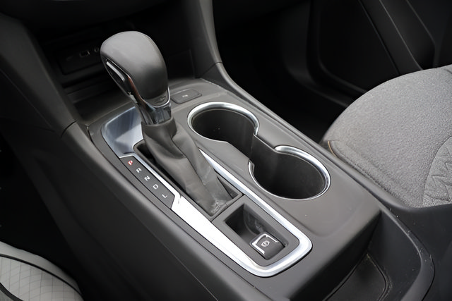 Used 2022 Chevrolet Equinox LT FWD image 25