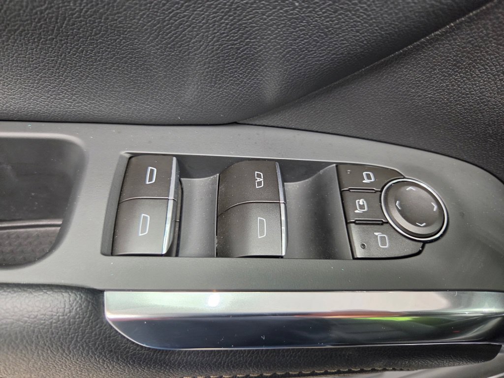 Used 2026 Chevrolet Traverse High Country w/ LPO, Floor Liner Package AWD/4WD image 29