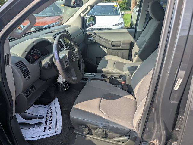 Used 2015 Nissan Xterra S w/ Value Package AWD/4WD image 11
