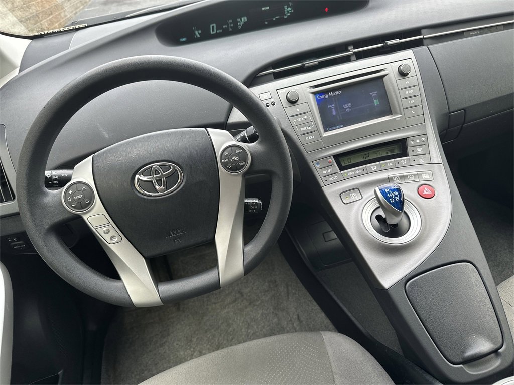 Used 2014 Toyota Prius Two image 28