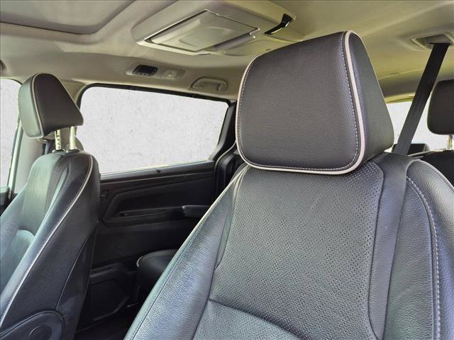 Used 2022 Honda Odyssey Elite image 4