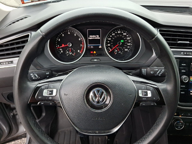 Used 2020 Volkswagen Tiguan SE AWD/4WD image 20