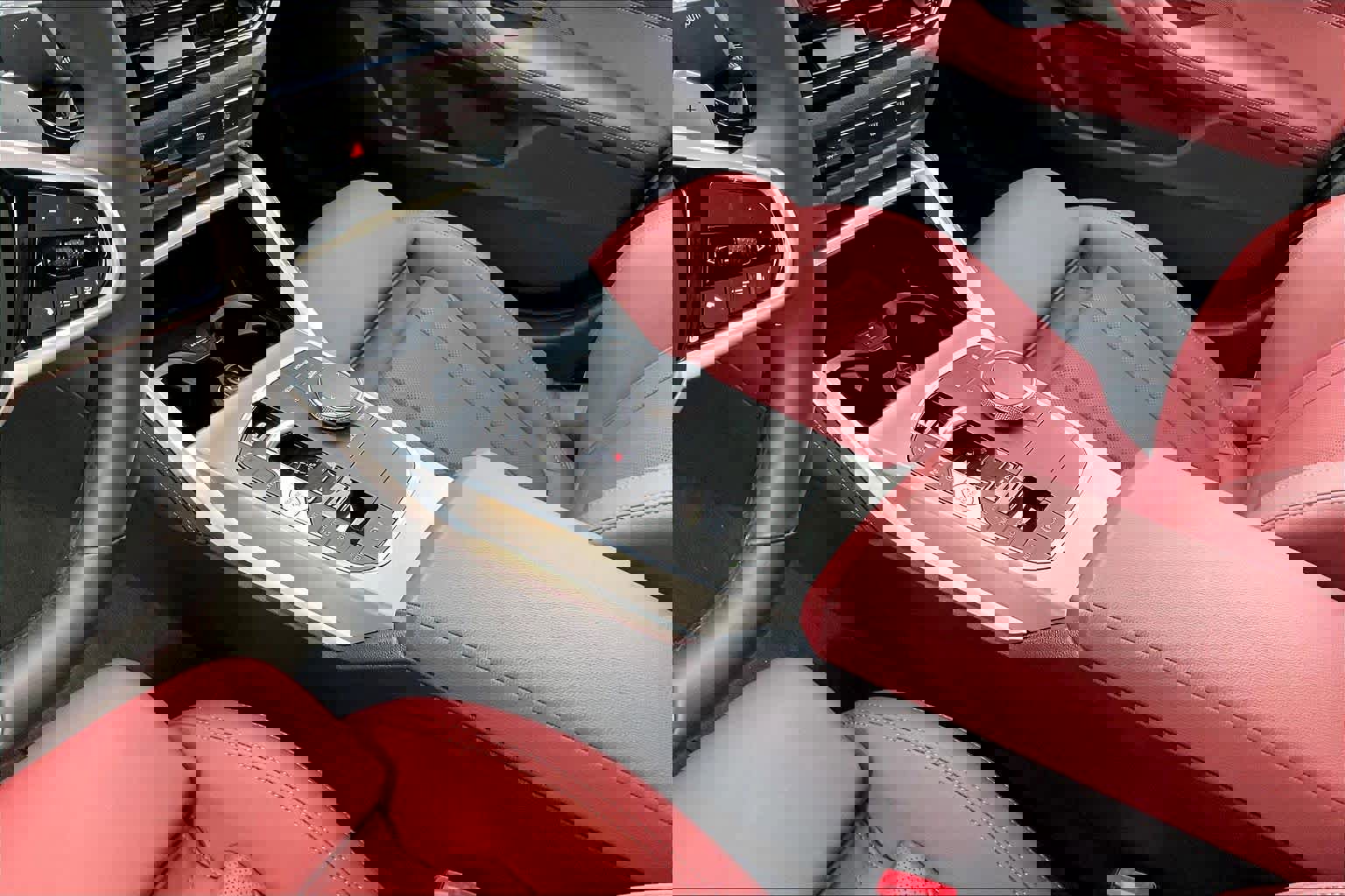 Used 2025 BMW 430i xDrive w/ M Sport Package image 19