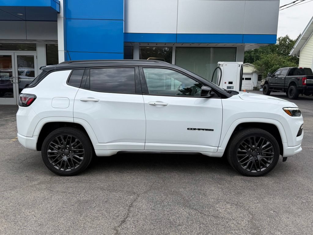 Used 2022 Jeep Compass High Altitude AWD/4WD image 4