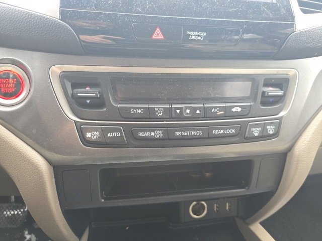 Used 2017 Honda Pilot EX image 23