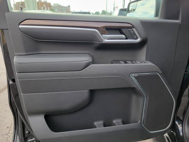 New 2026 Chevrolet Silverado 1500 LT AWD/4WD image 6