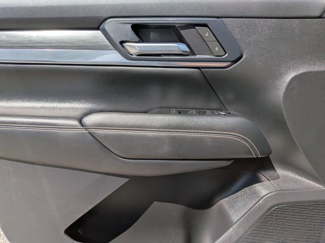 Used 2025 GMC Terrain Elevation image 26