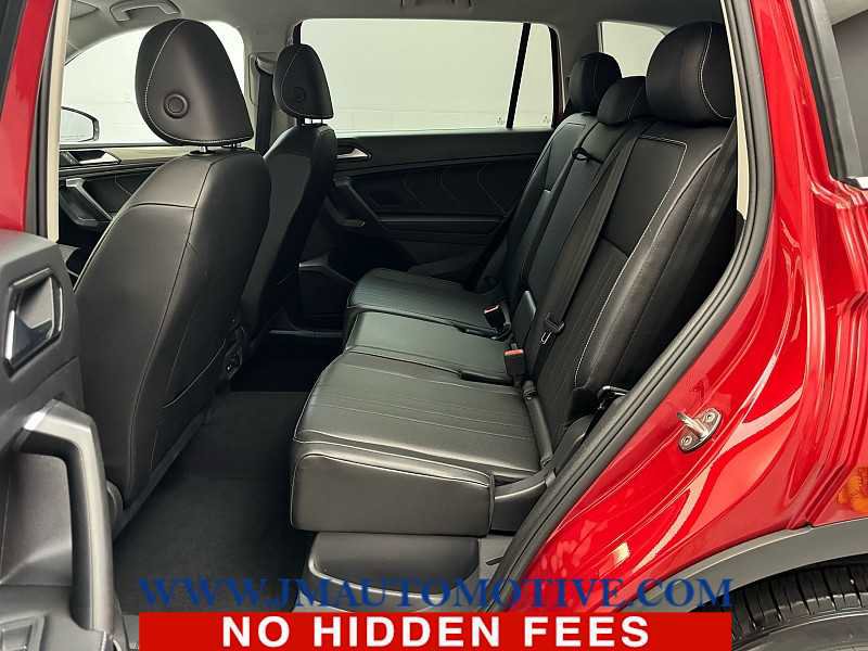 Used 2022 Volkswagen Tiguan SE image 14