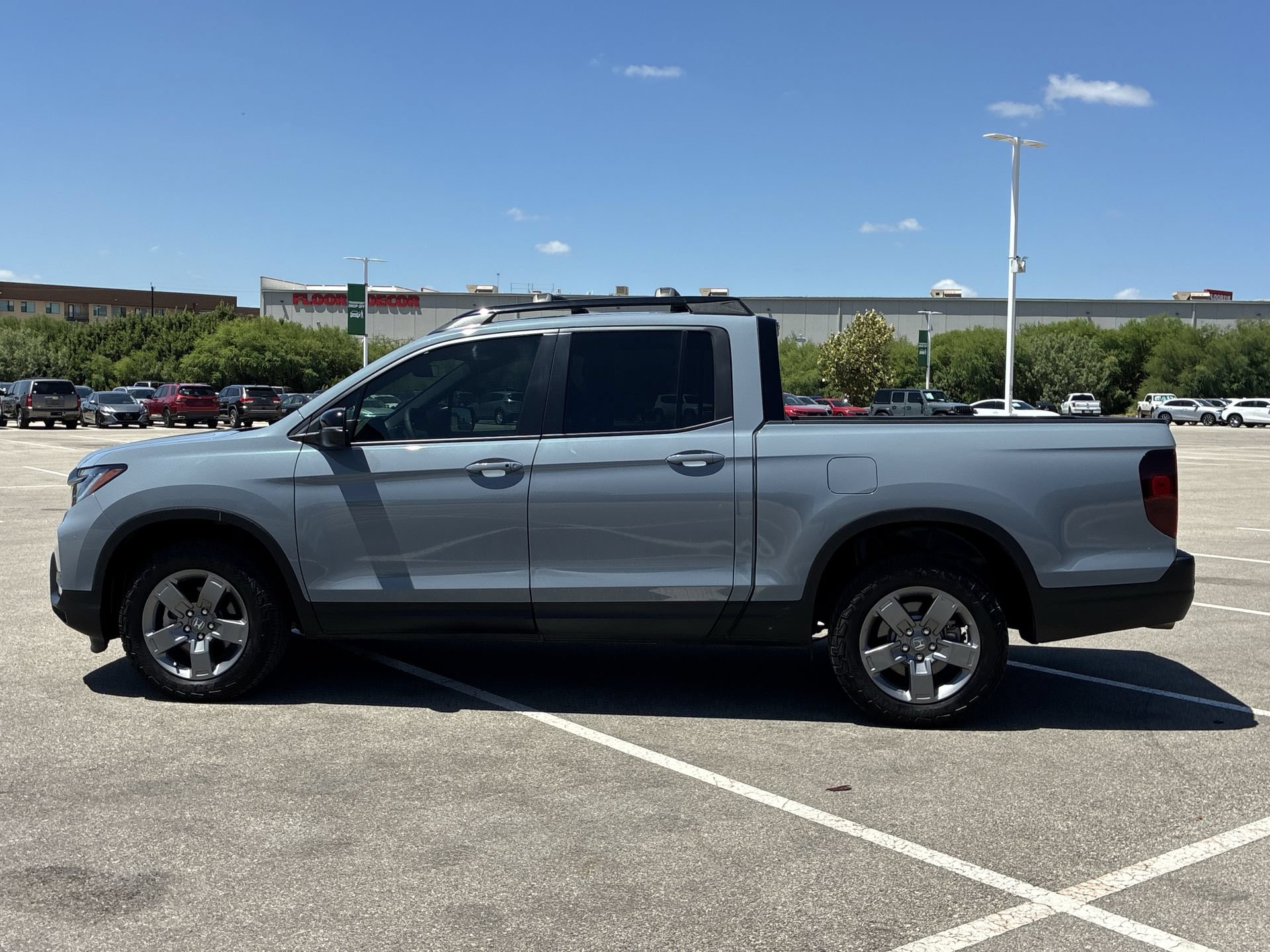 Certified 2025 Honda Ridgeline TrailSport image 3