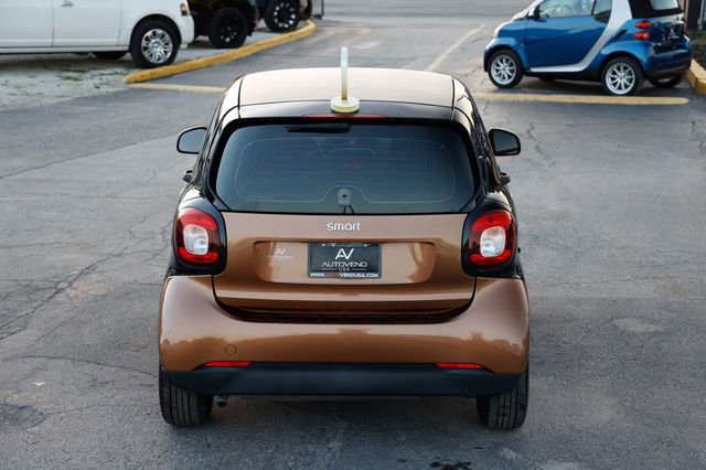 Used 2016 smart fortwo passion image 13