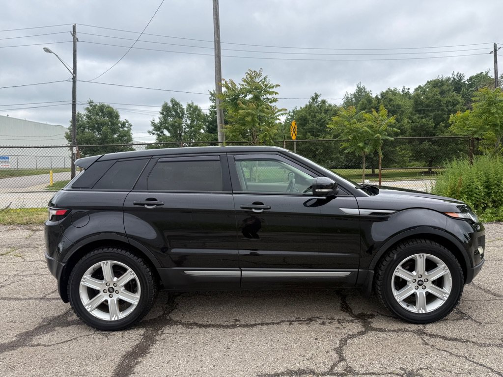 Used 2013 Land Rover Range Rover Evoque Pure Premium AWD/4WD image 2