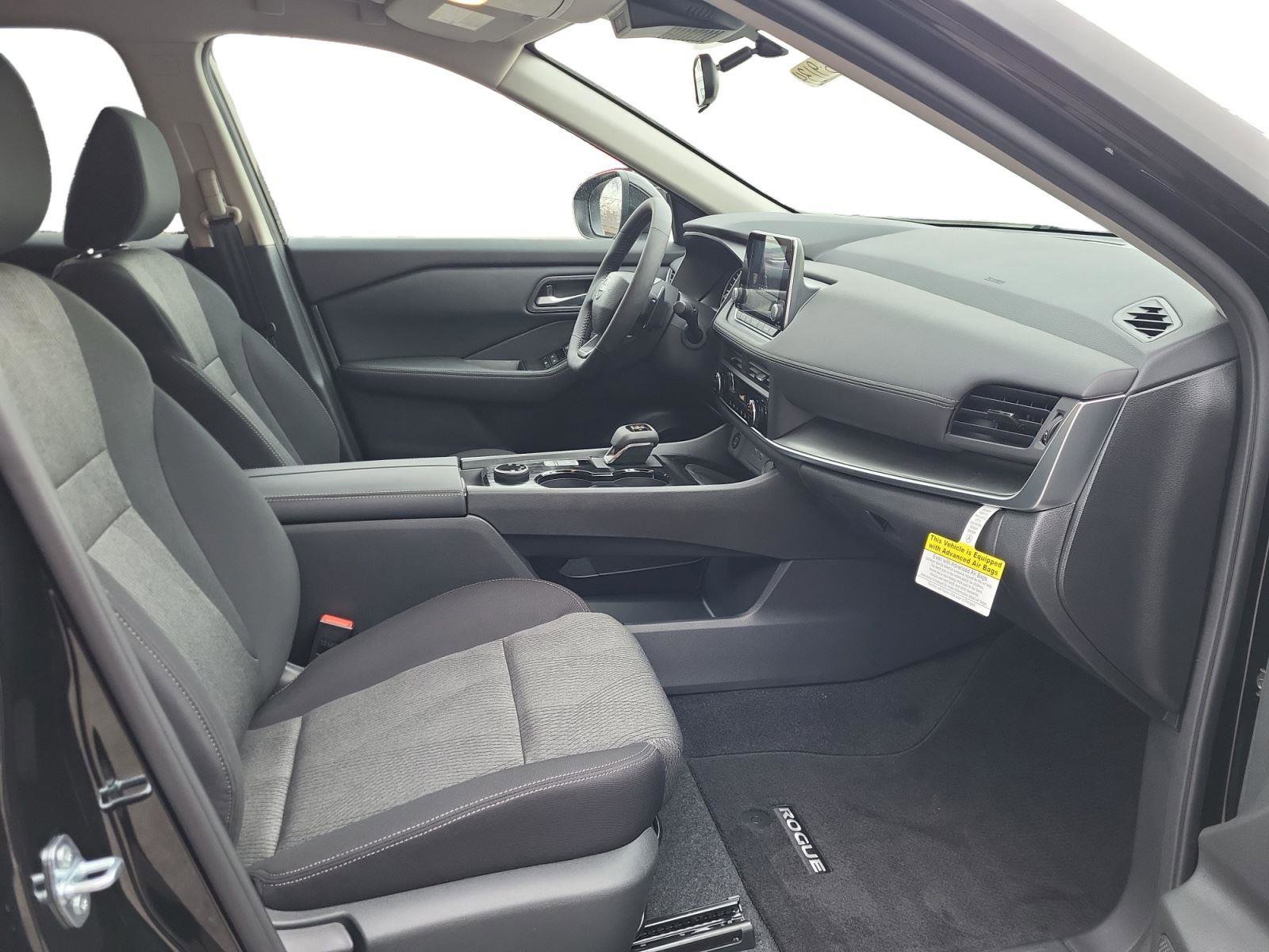 New 2026 Nissan Rogue SV w/ Cold Weather Package image 25