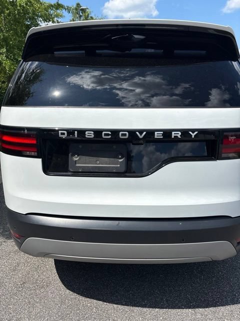 Certified 2025 Land Rover Discovery S AWD/4WD image 12