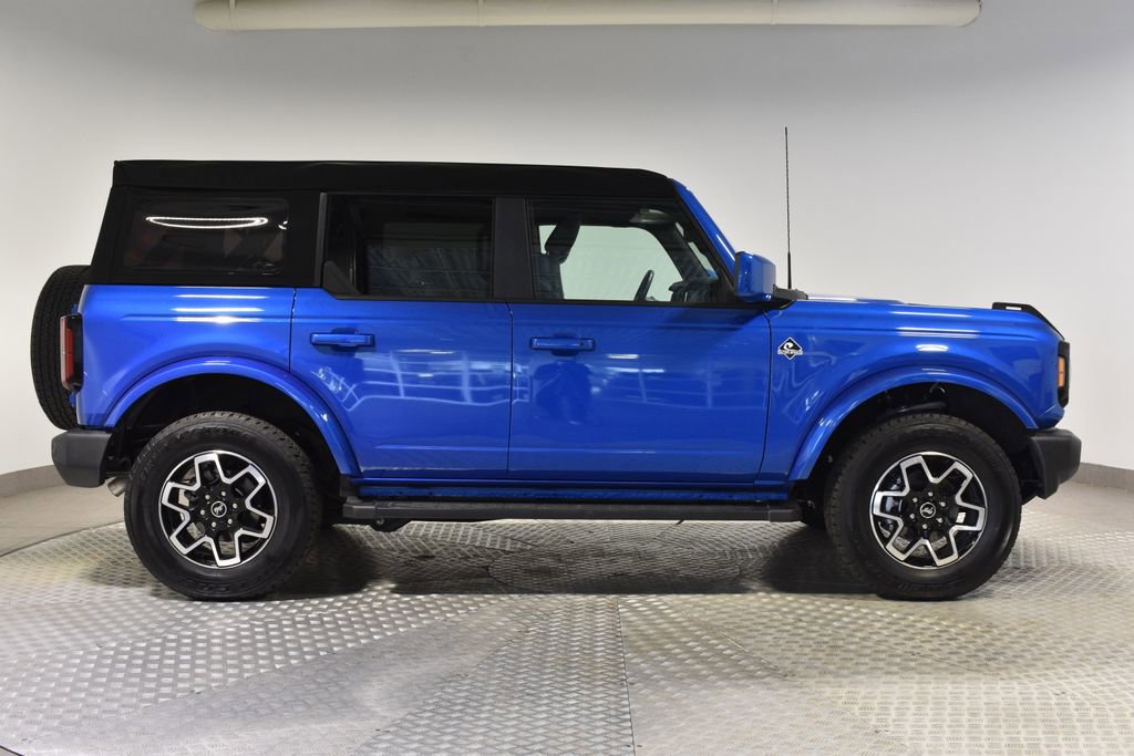 Used 2024 Ford Bronco Outer Banks image 6