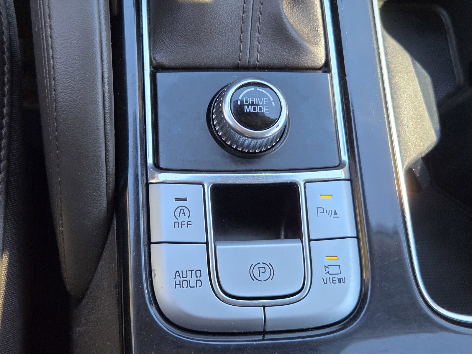 Certified 2022 Kia Telluride SX w/ Towing Package image 21