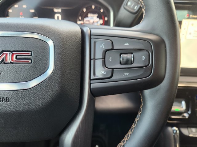 Used 2024 GMC Sierra 2500 AT4 w/ AT4 Preferred Package AWD/4WD image 31