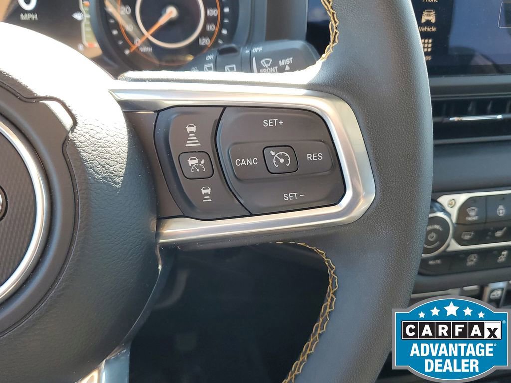 Used 2024 Jeep Wrangler Sahara image 37