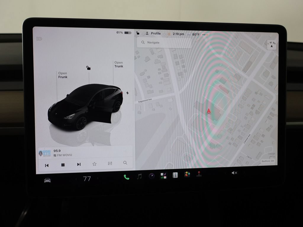 Used 2023 Tesla Model Y Long Range AWD/4WD image 39