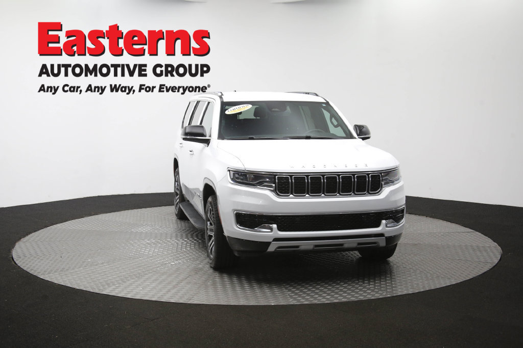 Used 2024 Jeep Wagoneer Series II w/ Flexible Seating Group RWD image 56