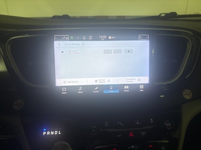 Certified 2024 Chrysler Pacifica Touring-L image 38