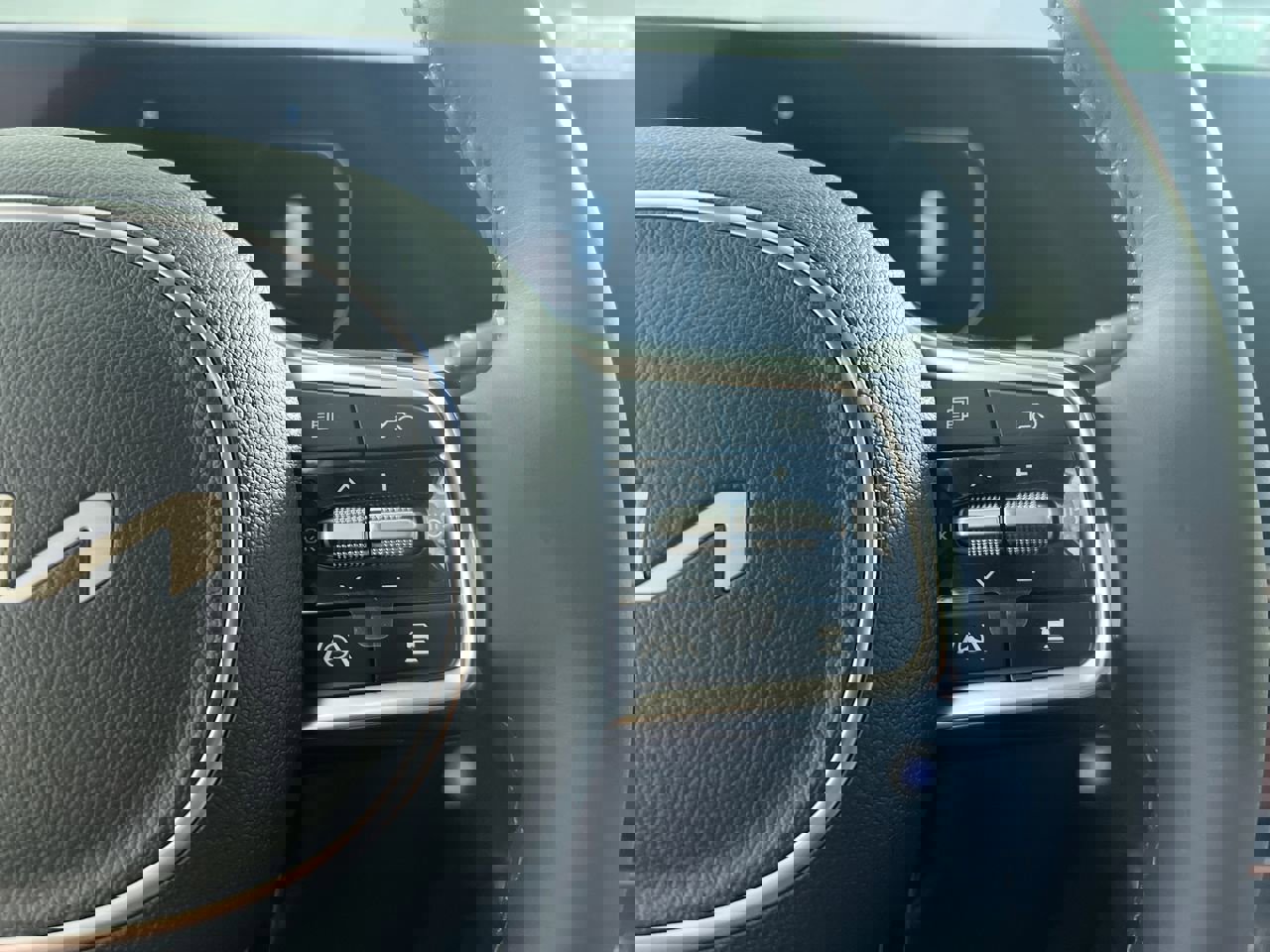 New 2026 Kia Carnival SX w/ SX Dark Edition Package image 18