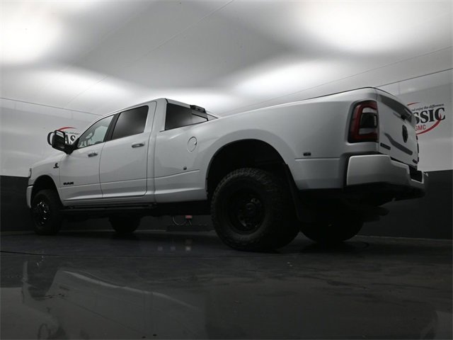 Used 2024 RAM 3500 Laramie w/ Night Edition image 22