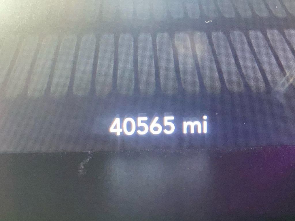 Used 2019 Dodge Challenger SRT Hellcat w/ Widebody Package RWD image 33