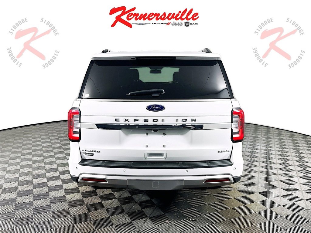 Used 2022 Ford Expedition Max Limited image 6