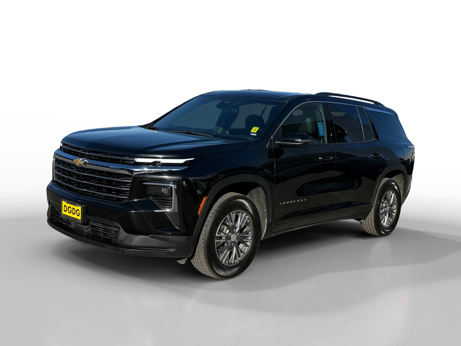 Used 2025 Chevrolet Traverse LT FWD image 1