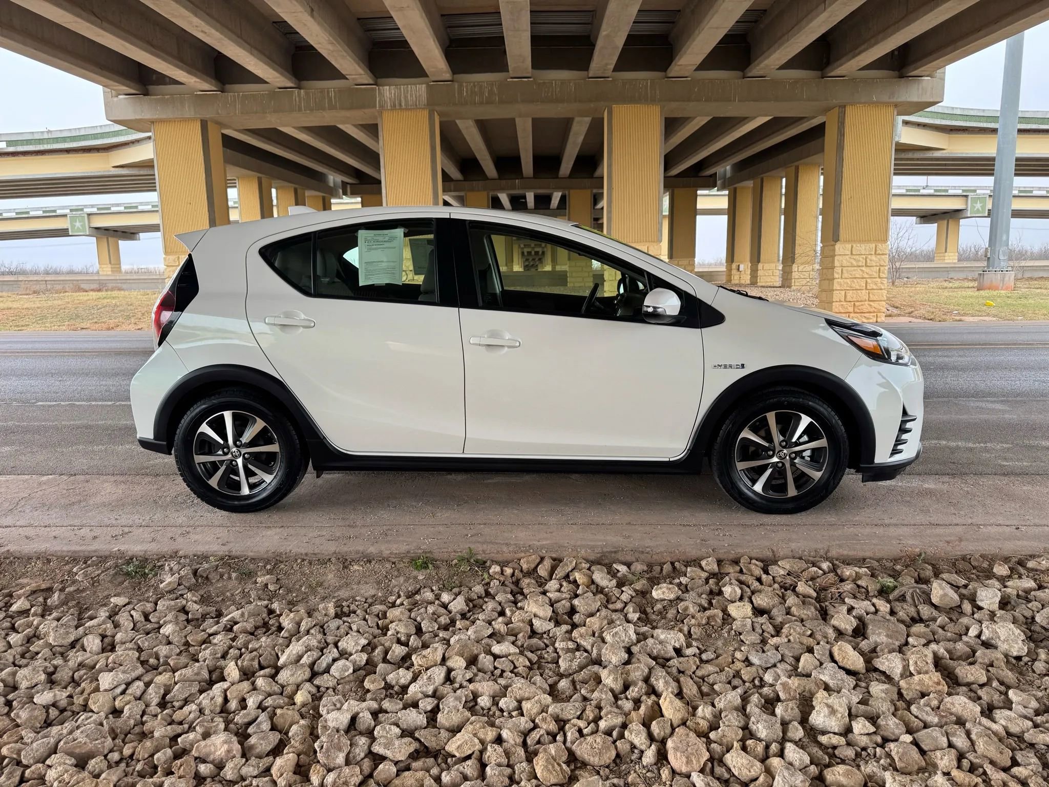 Used 2018 Toyota Prius C Four w/ Carpet Mat Package FWD image 2