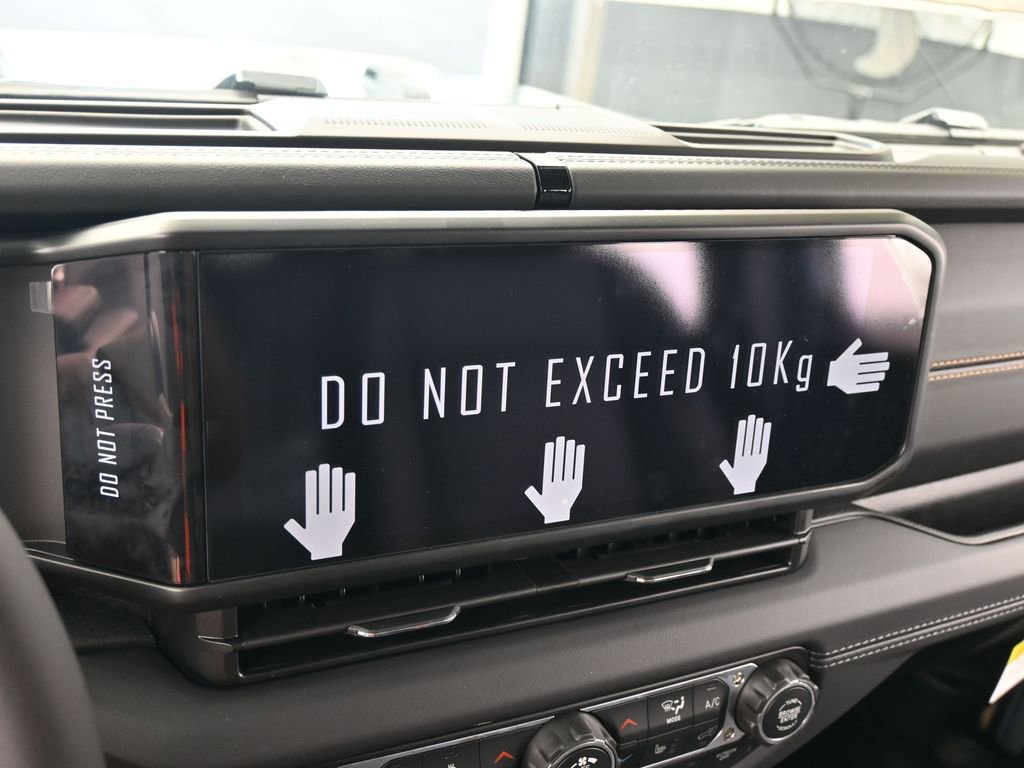 New 2026 Jeep Gladiator Mojave AWD/4WD image 17