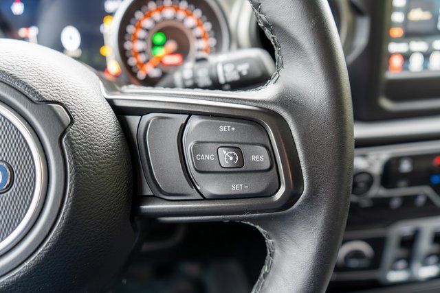 Used 2021 Jeep Wrangler Sport image 17