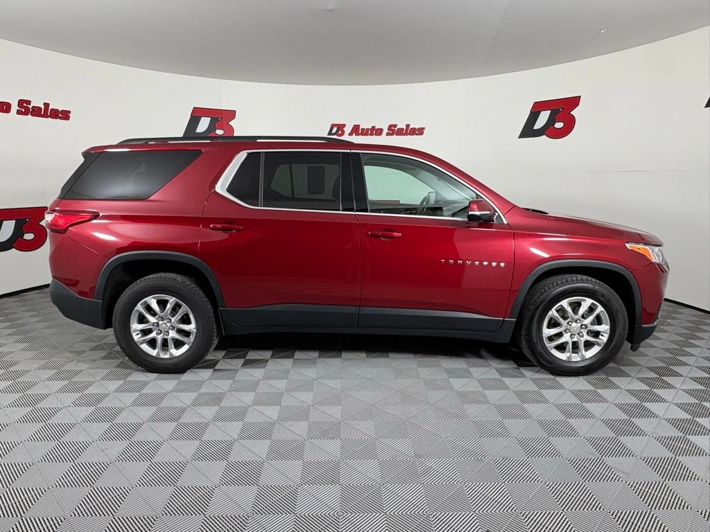 Used 2020 Chevrolet Traverse LT w/ LPO, Floor Liner Package AWD/4WD image 7