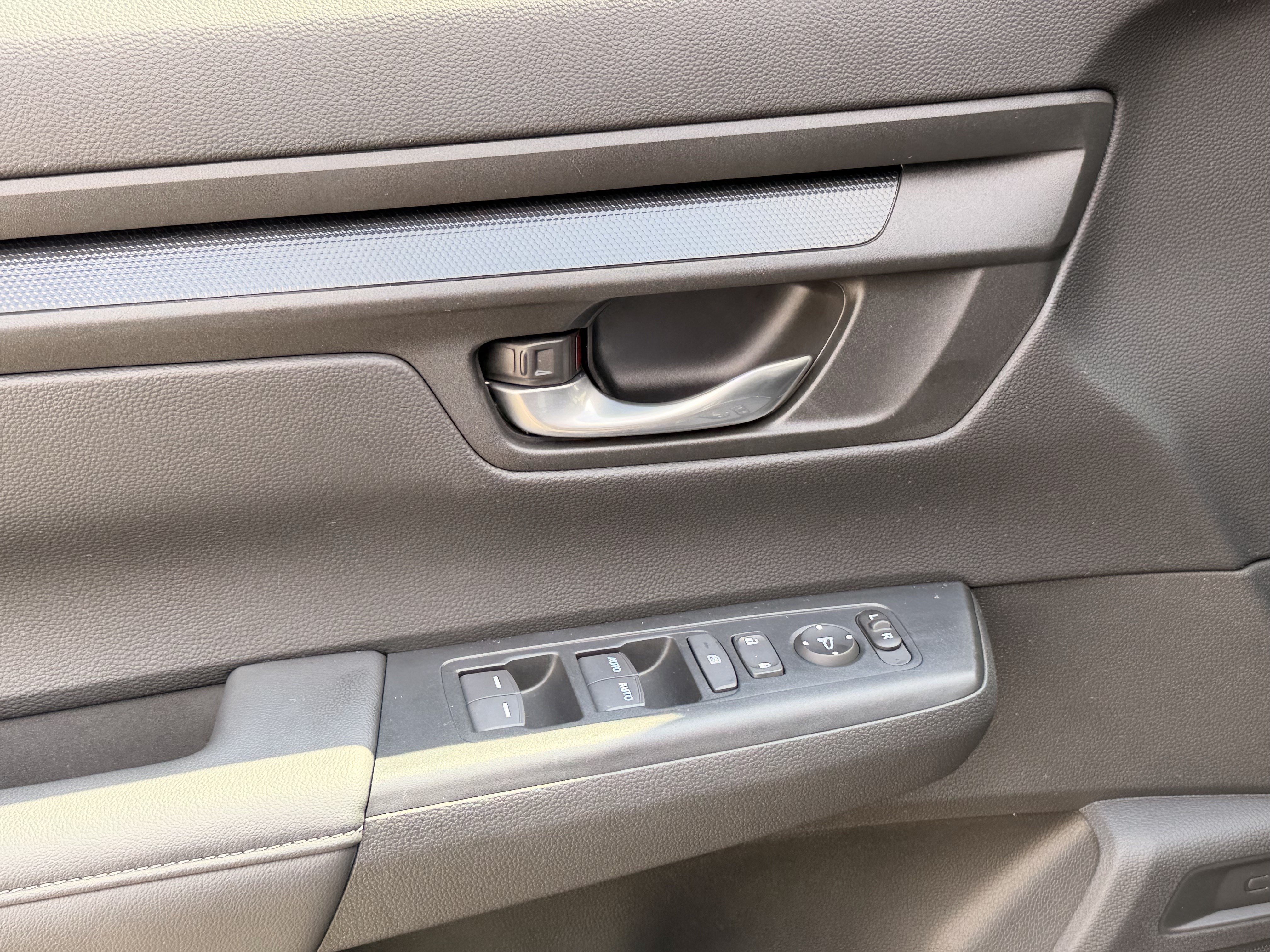 Certified 2024 Honda CR-V EX image 9