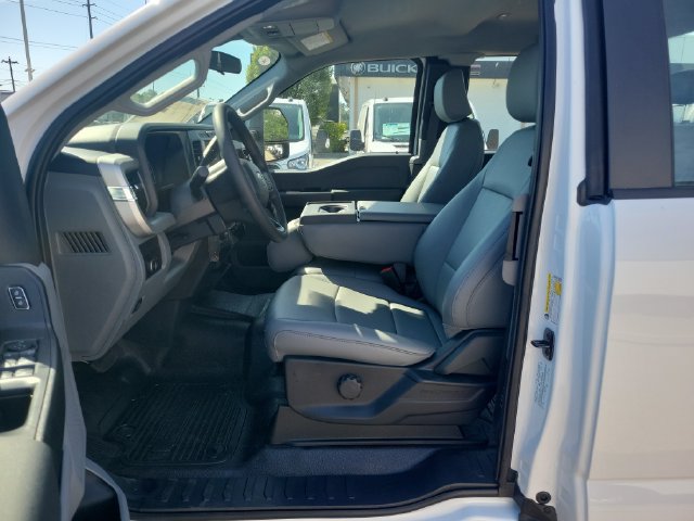 New 2027 Ford F350 XL w/ 360-Degree Camera Package AWD/4WD image 15