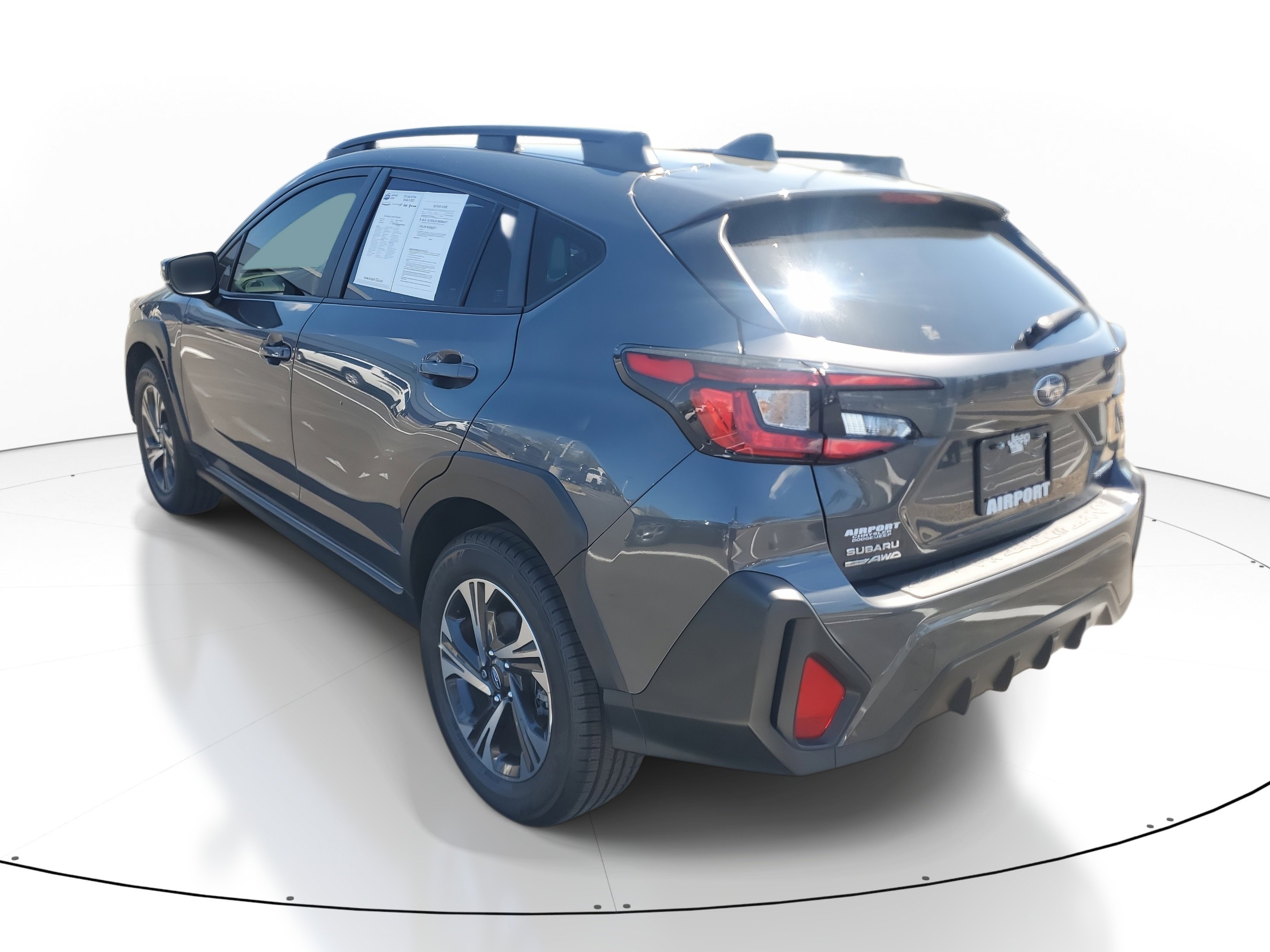 Used 2024 Subaru Crosstrek 2.0i Premium image 3