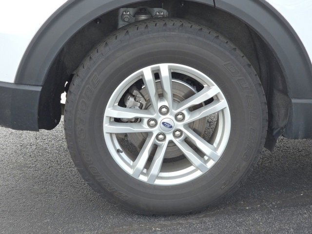 Used 2022 Ford Explorer XLT w/ Equipment Group 202A image 57