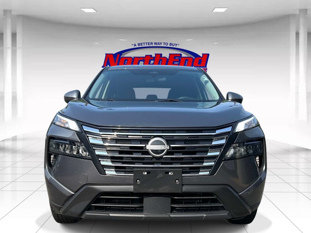 Used 2024 Nissan Rogue SV AWD/4WD image 8