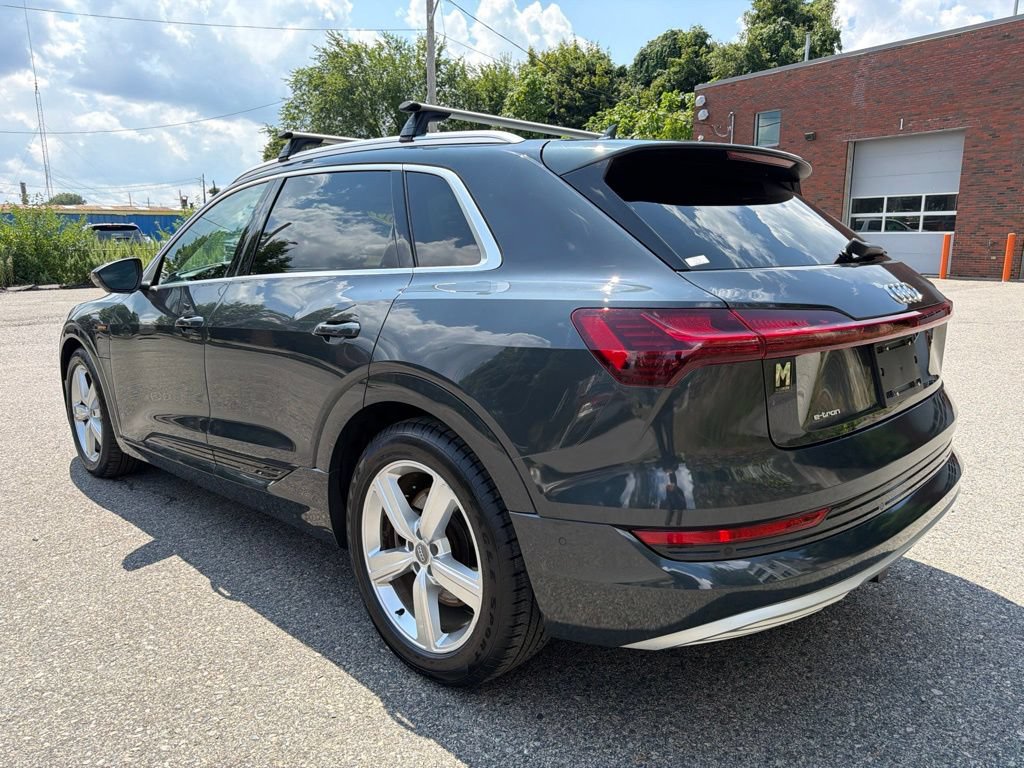 Used 2019 Audi e-tron Premium Plus w/ Cold Weather Package AWD/4WD image 4