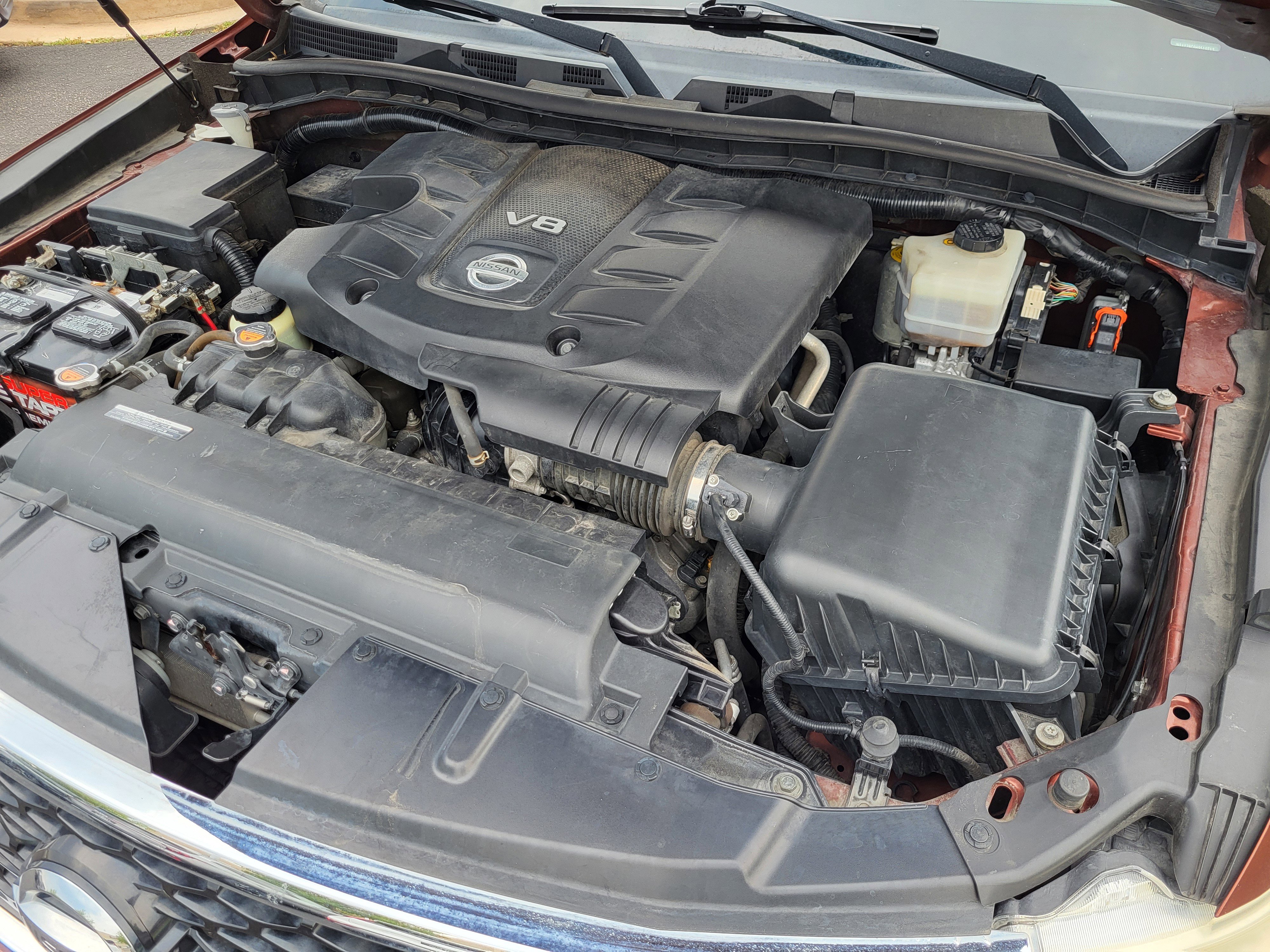 Used 2017 Nissan Armada Platinum w/ Interior Lighting Package image 22