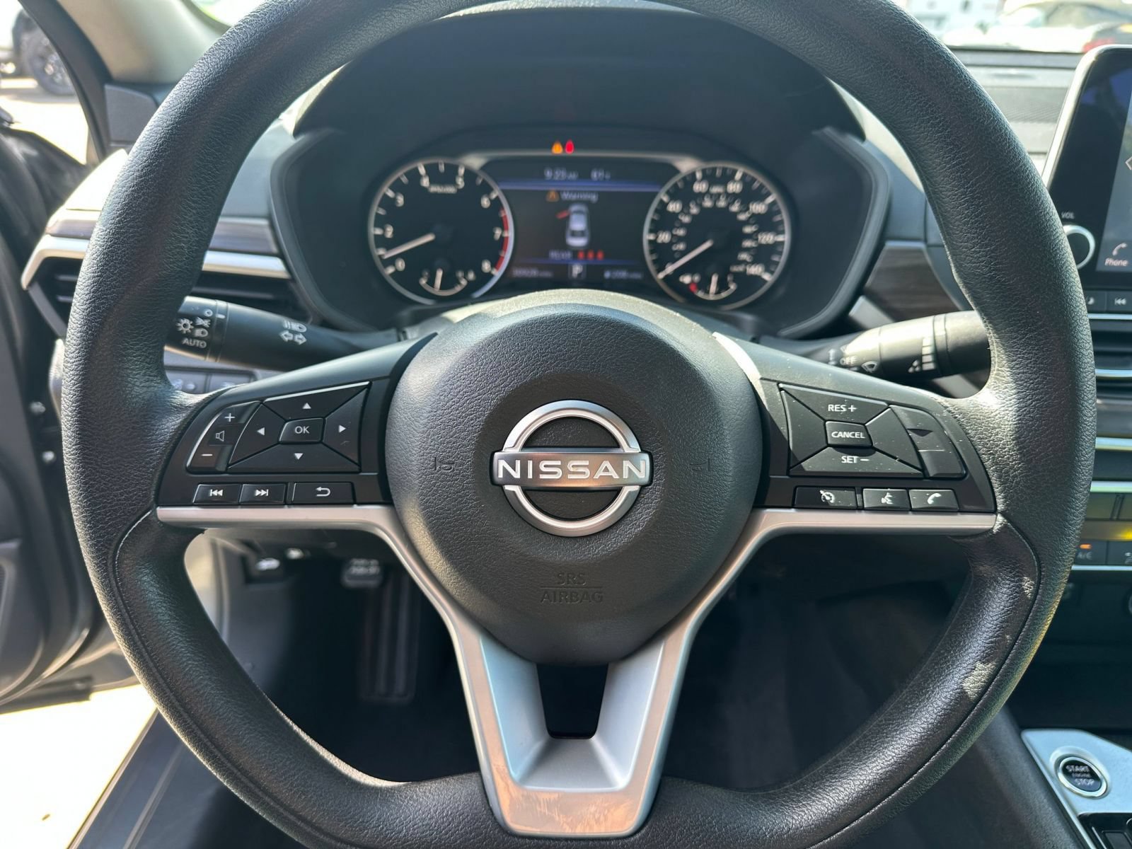 Used 2025 Nissan Altima 2.5 SV FWD image 27