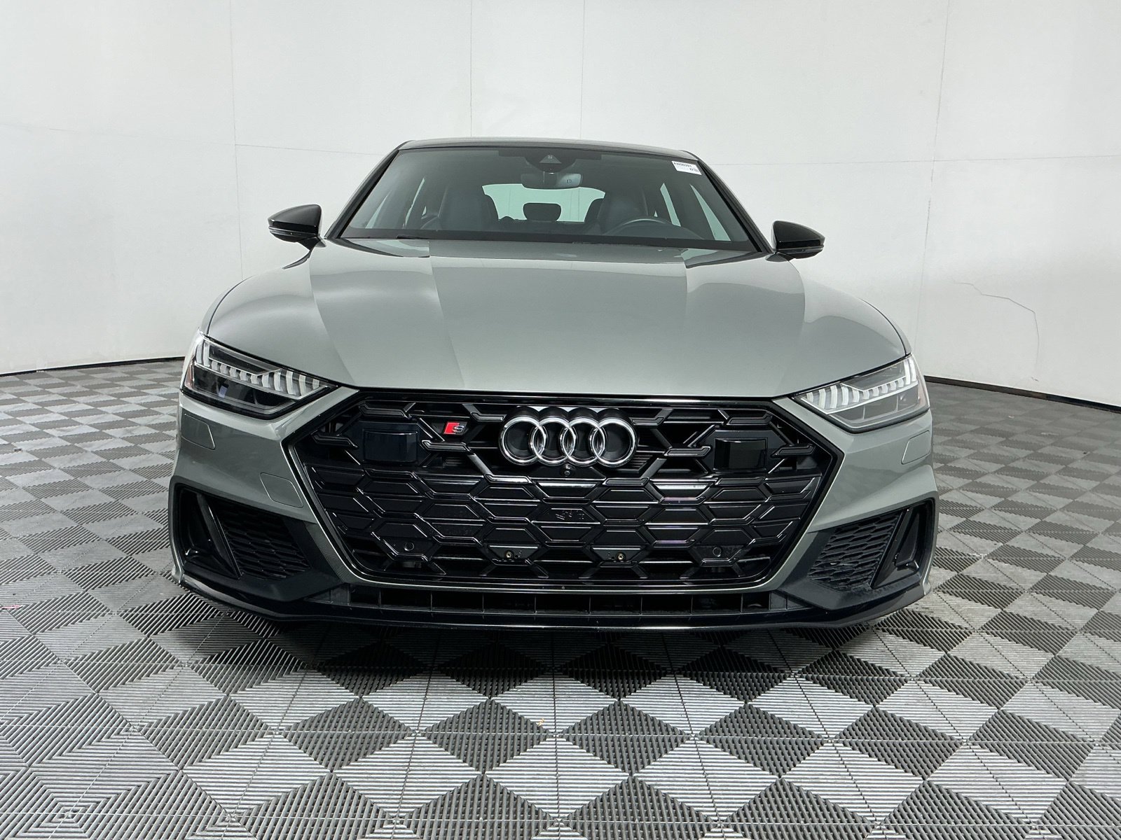 Used 2024 Audi S7 Premium Plus AWD/4WD image 2