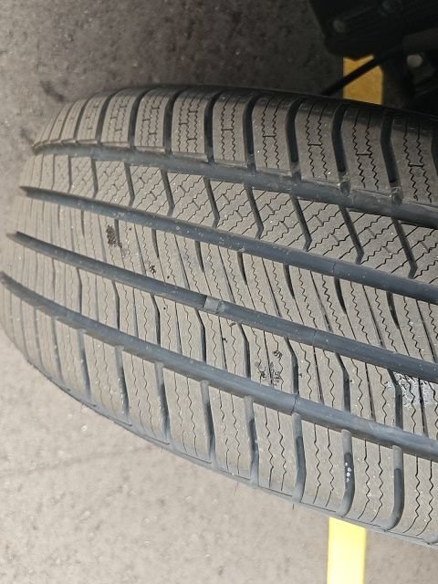 Used 2020 GMC Acadia Denali w/ LPO, Floor Liner Package FWD image 11