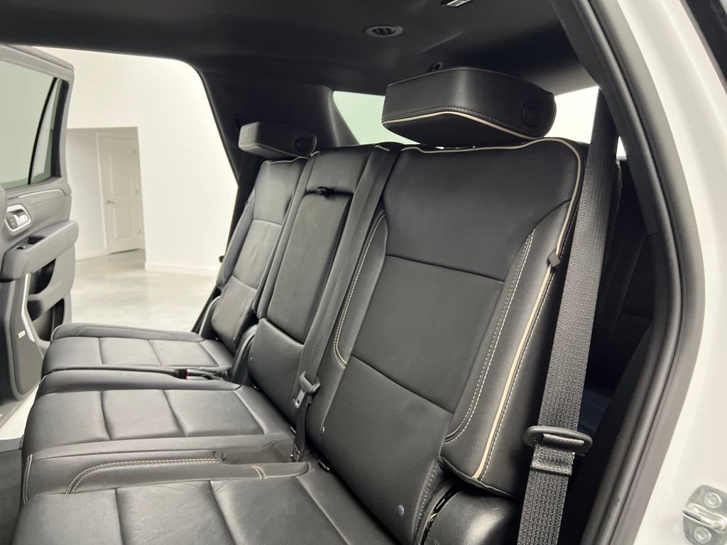 Used 2023 GMC Yukon SLT image 27