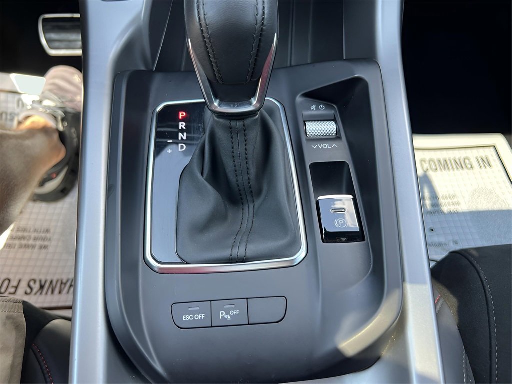 Used 2024 Dodge Hornet GT image 16