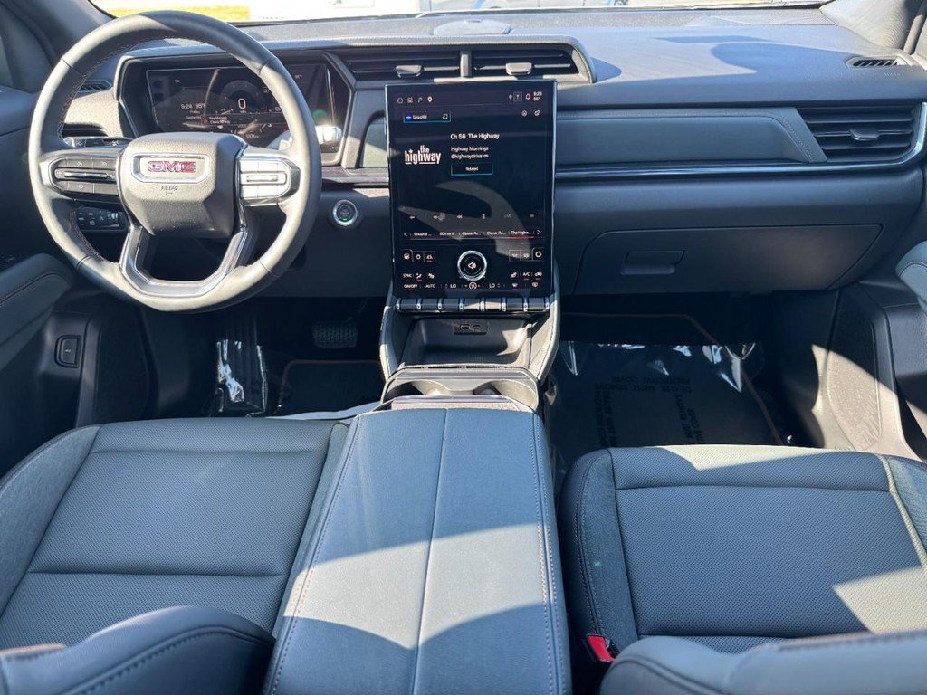 Used 2026 GMC Terrain AT4 w/ Technology Package II AWD/4WD image 14